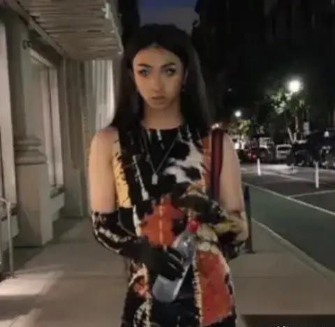 娱乐八卦开心吃瓜,明星们的甜蜜瓜田 第2张 娱乐八卦开心吃瓜,明星们的甜蜜瓜田 第2张