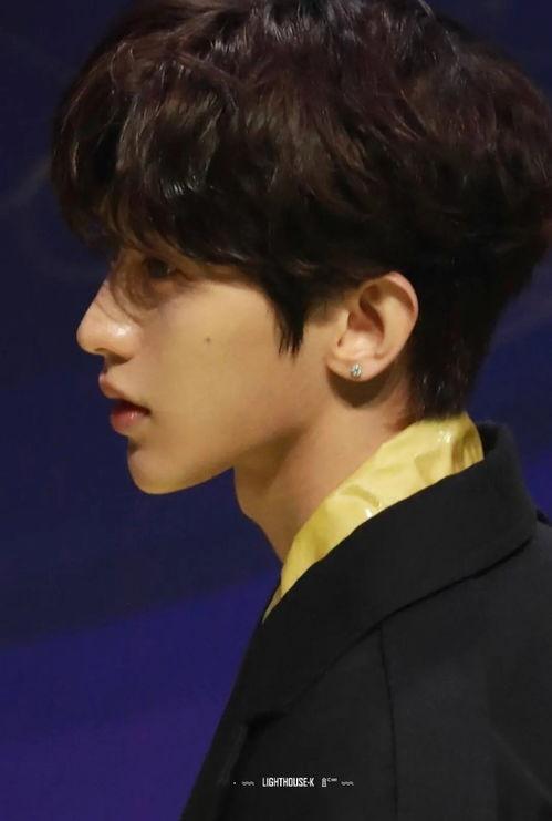 娱乐圈吃瓜全集pdf蔡徐坤,娱乐圈风云人物背后的故事 第3张 娱乐圈吃瓜全集pdf蔡徐坤,娱乐圈风云人物背后的故事 第3张